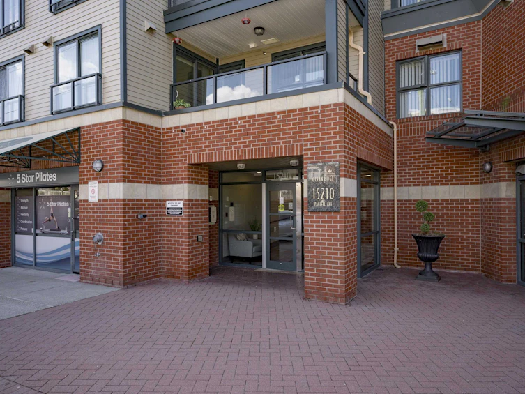 315-15210 Pacific Avenue, Surrey, BC, V4B 5L2 - 32