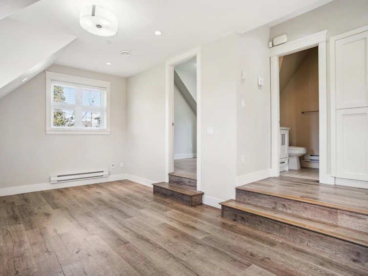 4513 Nanaimo Street, Vancouver, BC, V5N 5J2 - 3