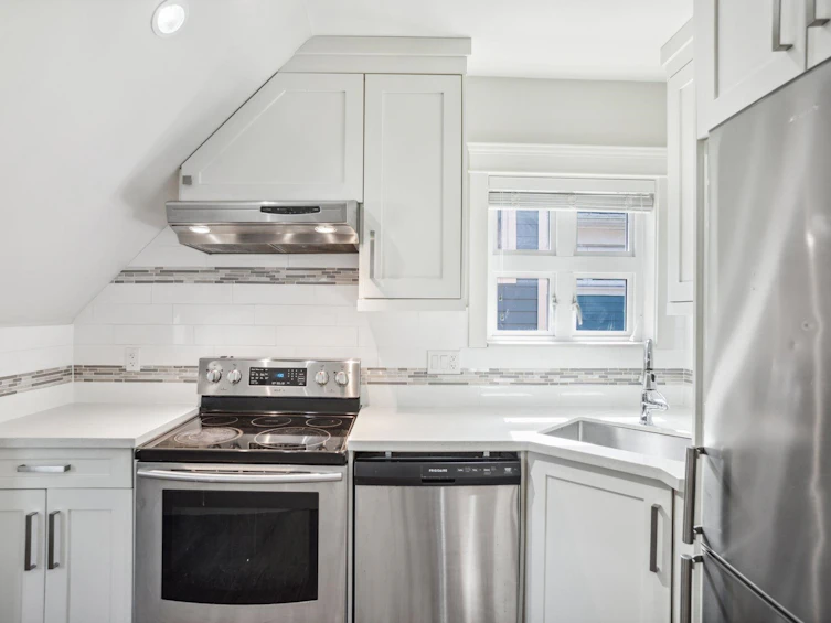 4513 Nanaimo Street, Vancouver, BC, V5N 5J2 - 8