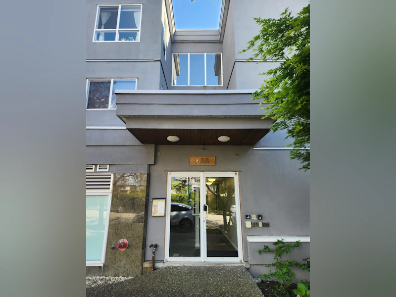 207 - 688 E 56th Avenue, Vancouver BC V5X 1R7