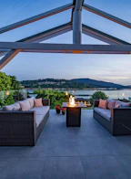 1128 Ioco Road