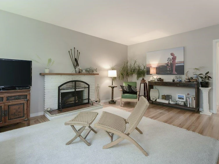 2745 E 5th Avenue, Vancouver, BC, V5M 1N3 - 3