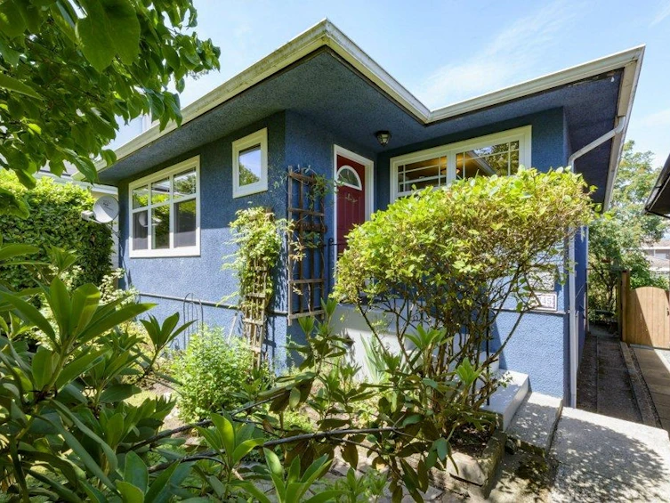 2745 E 5th Avenue, Vancouver, BC, V5M 1N3 - 30