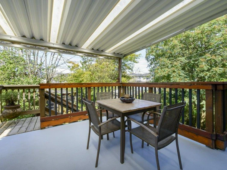 2745 E 5th Avenue, Vancouver, BC, V5M 1N3 - 10