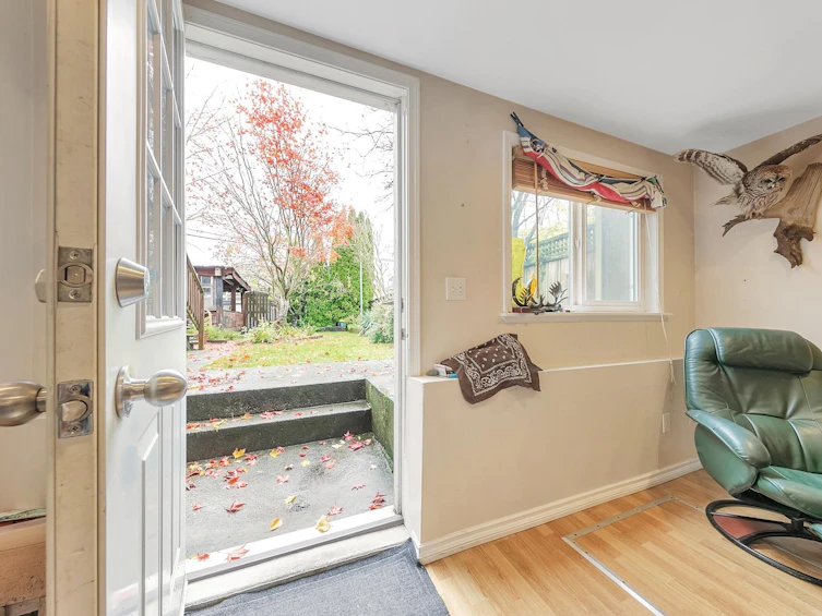 2745 E 5th Avenue, Vancouver, BC, V5M 1N3 - 25