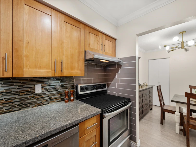 3062 Smith Avenue, Burnaby, BC, V5G 4M6 - 11