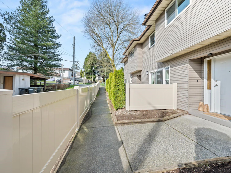 3062 Smith Avenue, Burnaby, BC, V5G 4M6 - 25