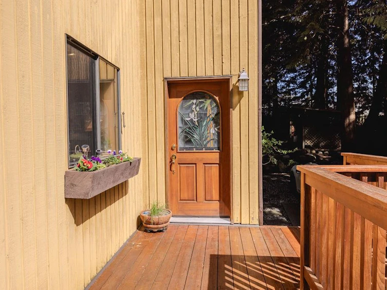 1254 Gower Point Road, Gibsons, BC, V0N 1V3 - 8