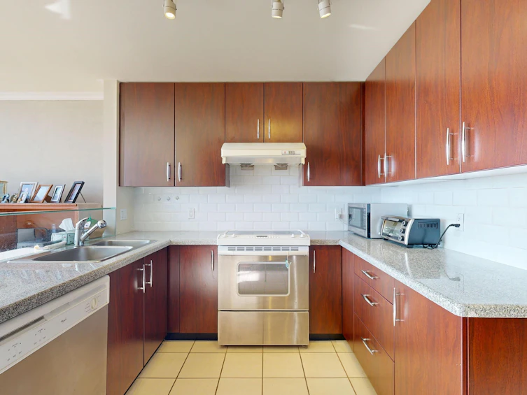 2101-7388 Sandborne Avenue, Burnaby, BC, V3N 5C4 - 7