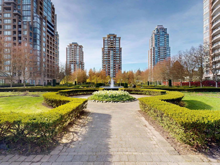 2101-7388 Sandborne Avenue, Burnaby, BC, V3N 5C4 - 30