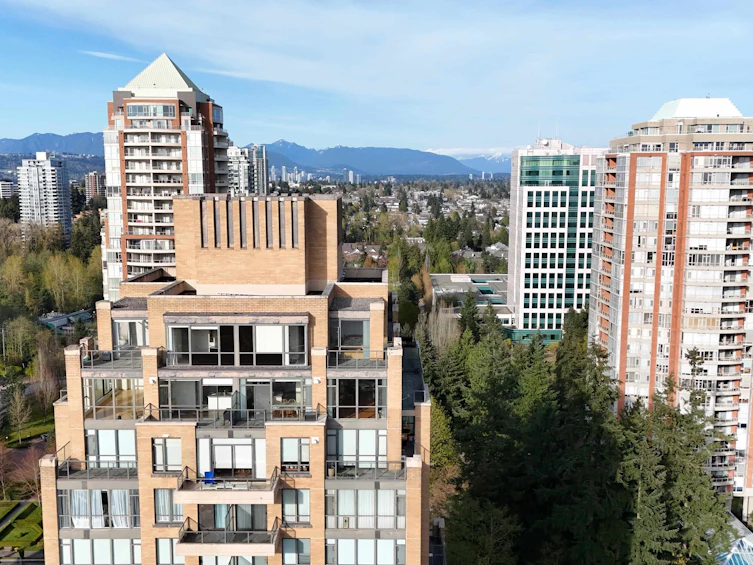 2101-7388 Sandborne Avenue, Burnaby, BC, V3N 5C4 - 34