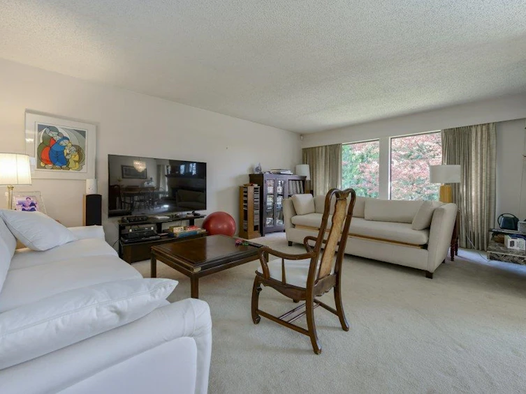 8194 Woodlake Court, Burnaby, BC, V5A 3P4 - 6