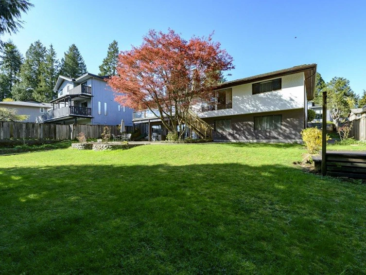 8194 Woodlake Court, Burnaby, BC, V5A 3P4 - 34