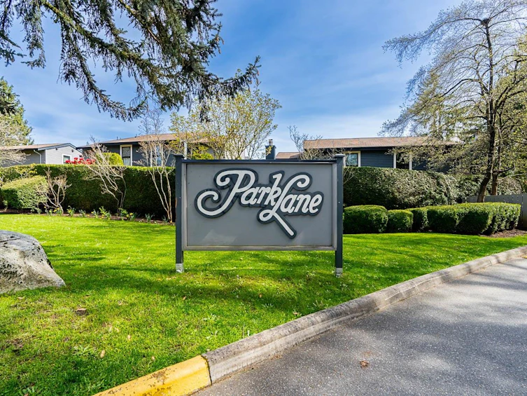 7425 Echo Place, Vancouver, BC, V5S 3Z2 - 2