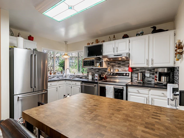7425 Echo Place, Vancouver, BC, V5S 3Z2 - 9