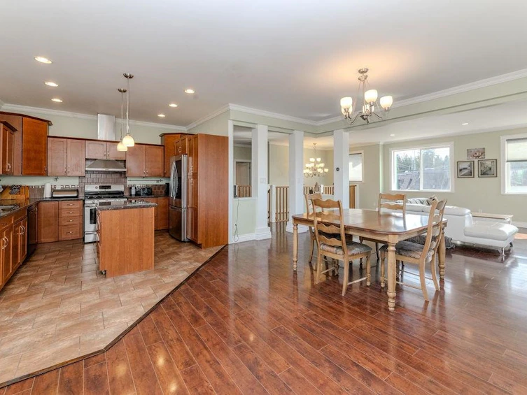 787 North Road, Gibsons, BC, V0N 1V9 - 3