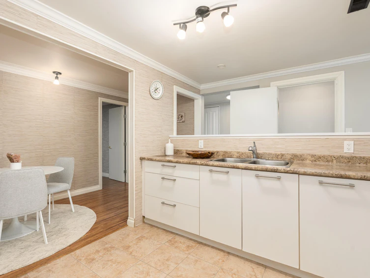 1068 Canyon Boulevard, North Vancouver, BC, V7R 2K4 - 23