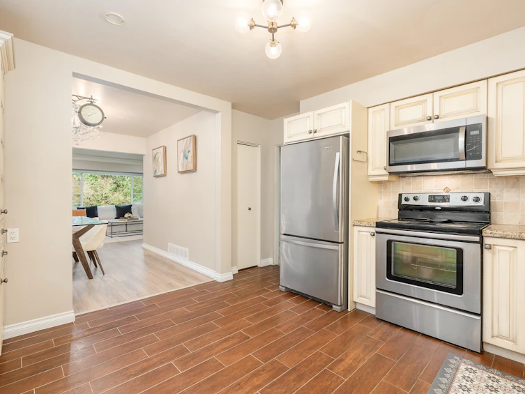 1068 Canyon Boulevard, North Vancouver, BC, V7R 2K4 - 13