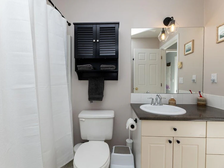 110-5711 Ebbtide Street, Sechelt, BC, V7Z 0J5 - 27