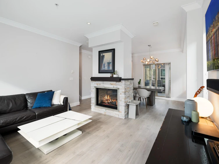 9-897 Premier Street, North Vancouver, BC, V7J 2G7 - 4