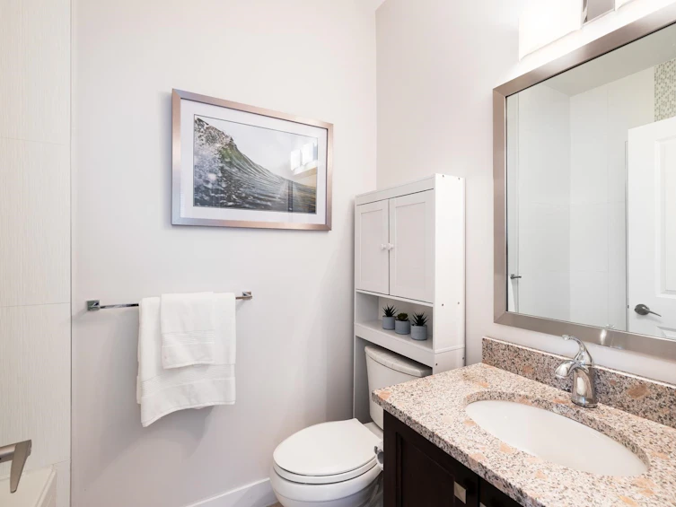 9-897 Premier Street, North Vancouver, BC, V7J 2G7 - 16