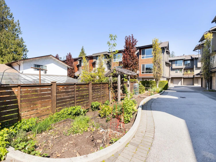 9-897 Premier Street, North Vancouver, BC, V7J 2G7 - 23