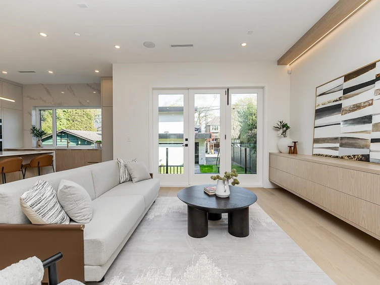 439 W 22nd Avenue, Vancouver, BC, V5Y 2G6 - 6