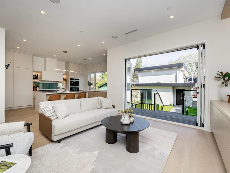 439 W 22nd Avenue, Vancouver, BC, V5Y 2G6 - 7