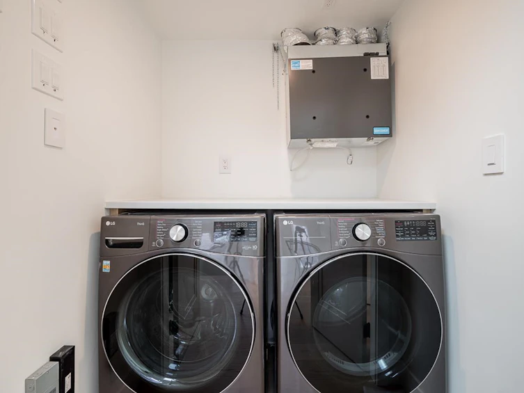 439 W 22nd Avenue, Vancouver, BC, V5Y 2G6 - 28
