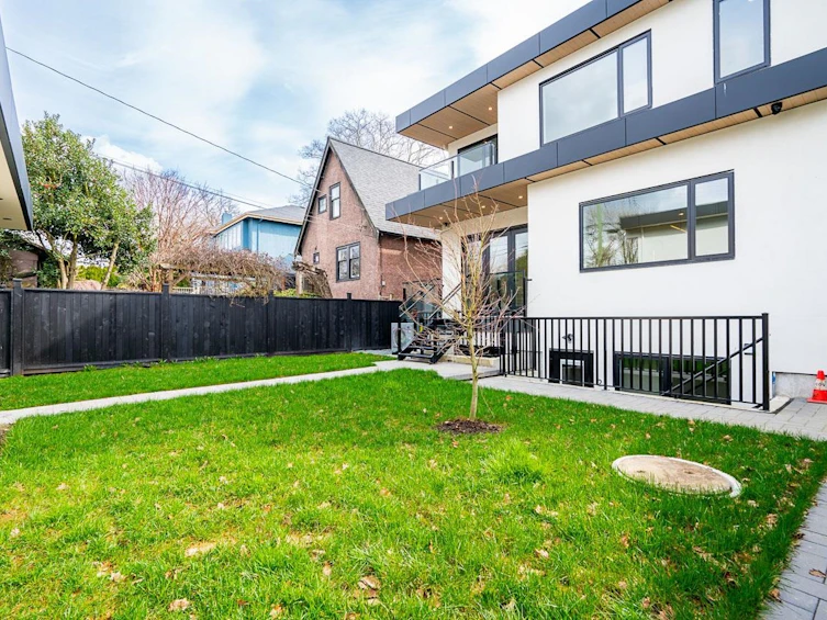 439 W 22nd Avenue, Vancouver, BC, V5Y 2G6 - 35