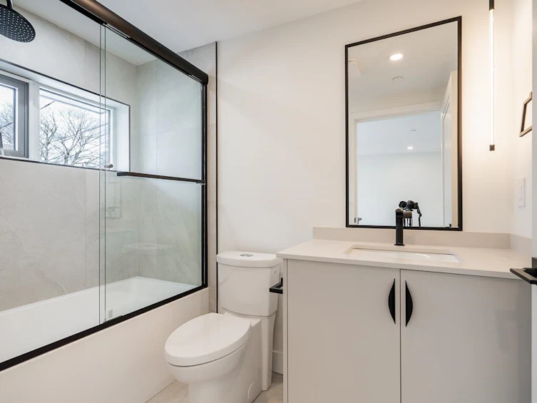 439 W 22nd Avenue, Vancouver, BC, V5Y 2G6 - 39