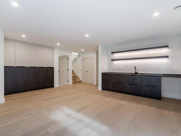 439 W 22nd Avenue, Vancouver, BC, V5Y 2G6 - 29