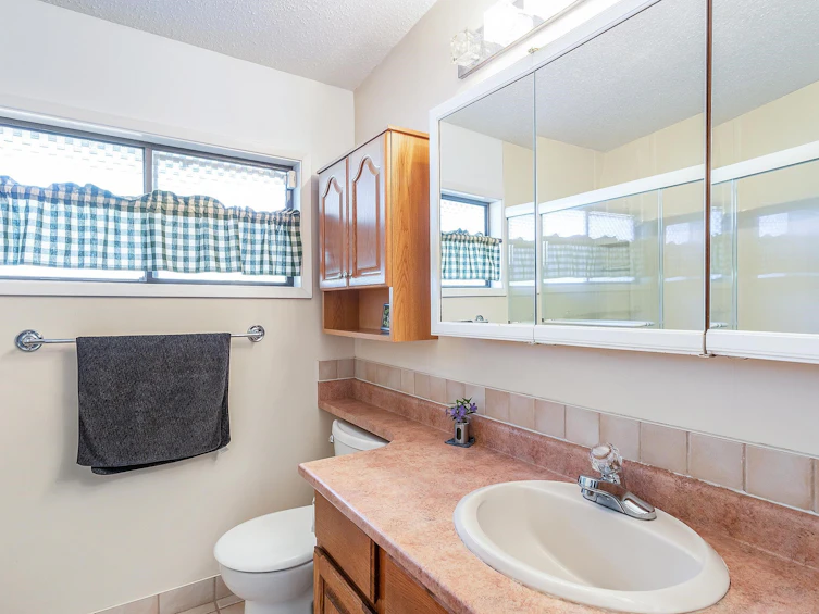 581 Ellis Street, North Vancouver, BC, V7H 2G8 - 19