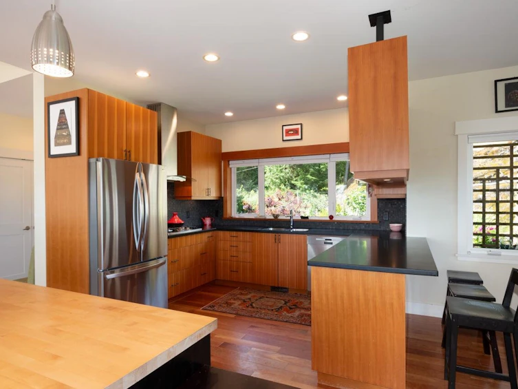 889 Cowan Point Drive, Bowen Island, BC, V0N 1G2 - 10