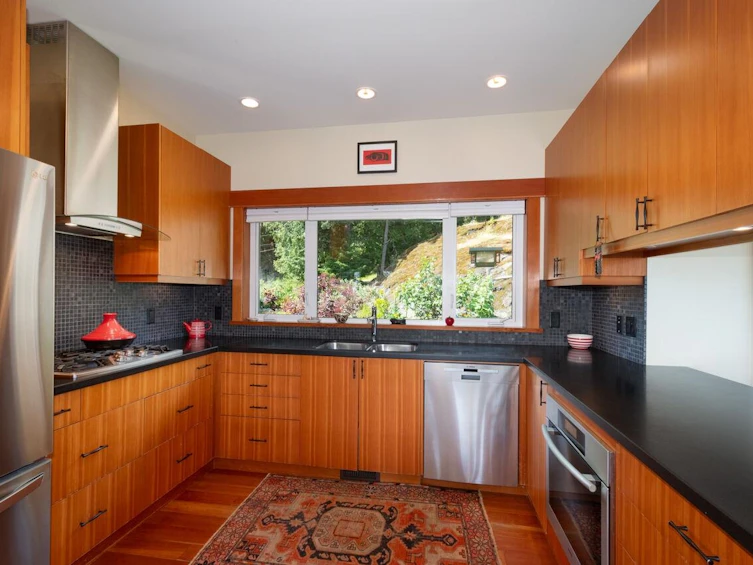 889 Cowan Point Drive, Bowen Island, BC, V0N 1G2 - 11