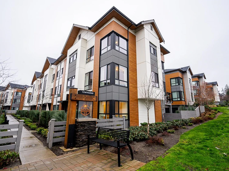 28-15151 Edmund Drive, Surrey, BC, V3S 0B2