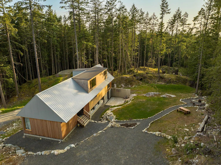 1565 Douglas Road, Bowen Island, BC, V0N 1G2 - 3