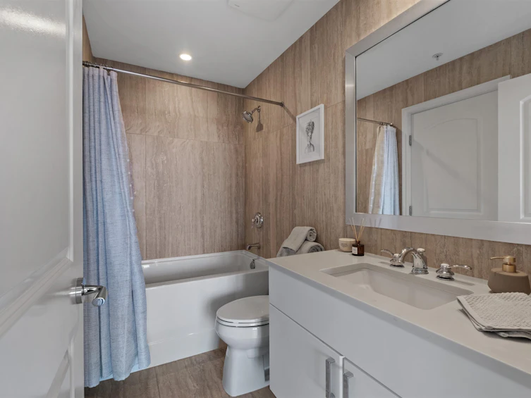608-175 Victory Ship Way, North Vancouver, BC, V7L 0G1 - 10