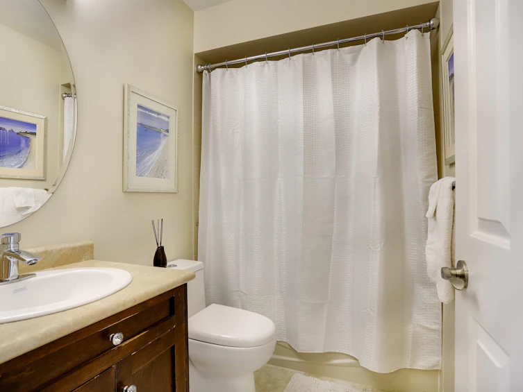 103-14280 19a Avenue, Surrey, BC, V4A 8W2 - 19