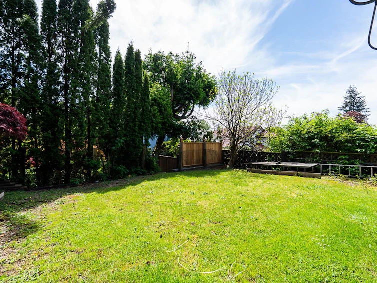2948 Roseglen Court, Burnaby, BC, V5A 3W4 - 10