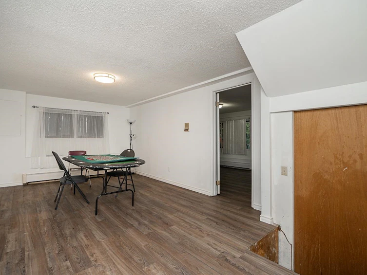 2948 Roseglen Court, Burnaby, BC, V5A 3W4 - 25