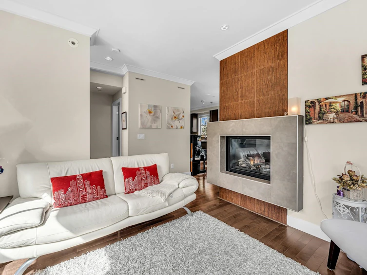 6-3025 Baird Road, North Vancouver, BC, V7K 2G5 - 6