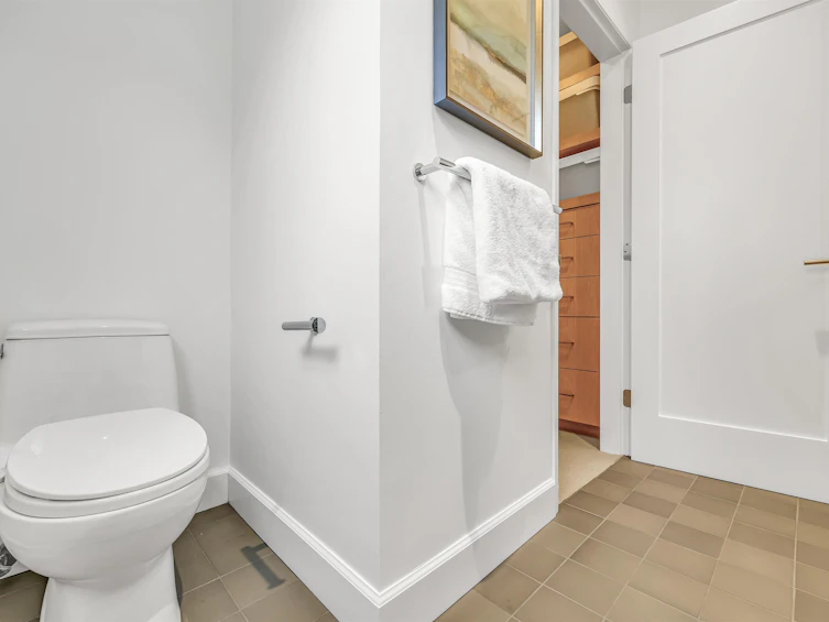 1361 W 7th Avenue, Vancouver, BC, V6H 1B8 - 34