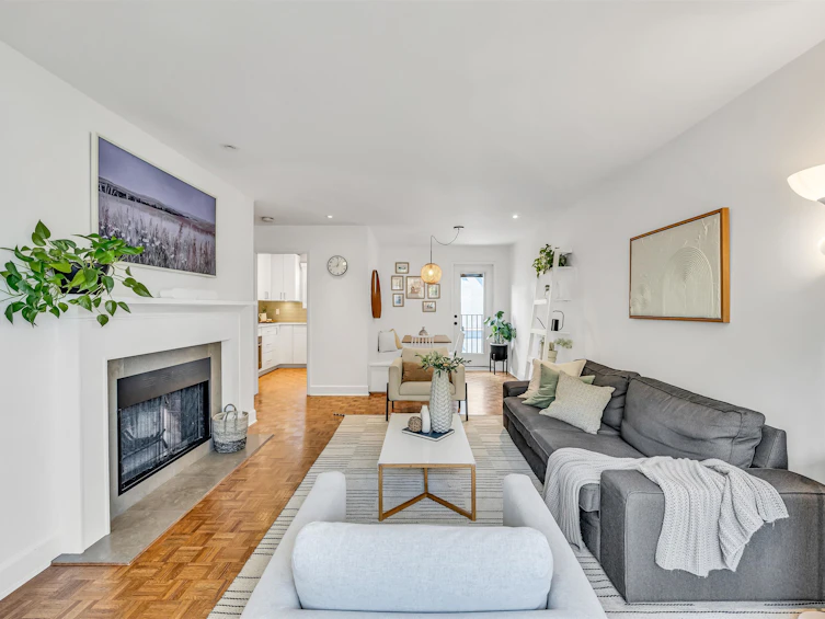 1361 W 7th Avenue, Vancouver, BC, V6H 1B8 - 4