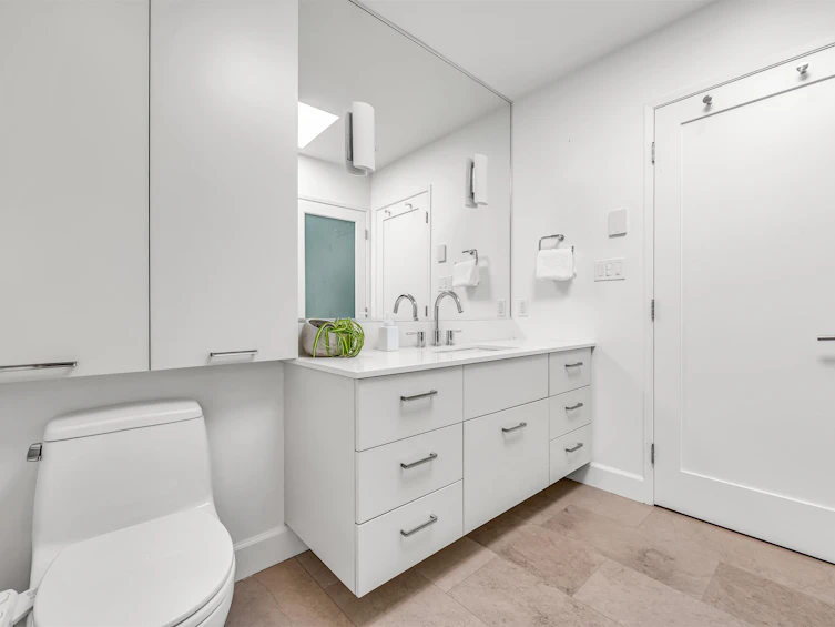 1361 W 7th Avenue, Vancouver, BC, V6H 1B8 - 21
