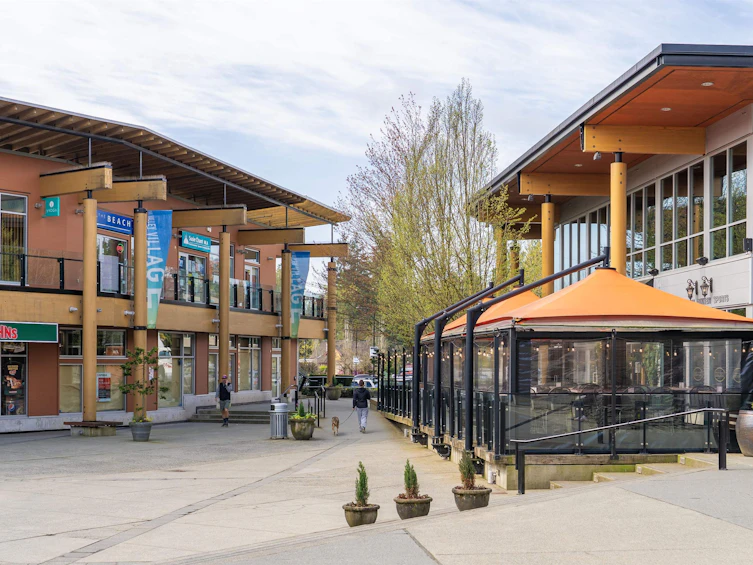 109-1111 Lynn Valley Road, North Vancouver, BC, V7J 3V4 - 30