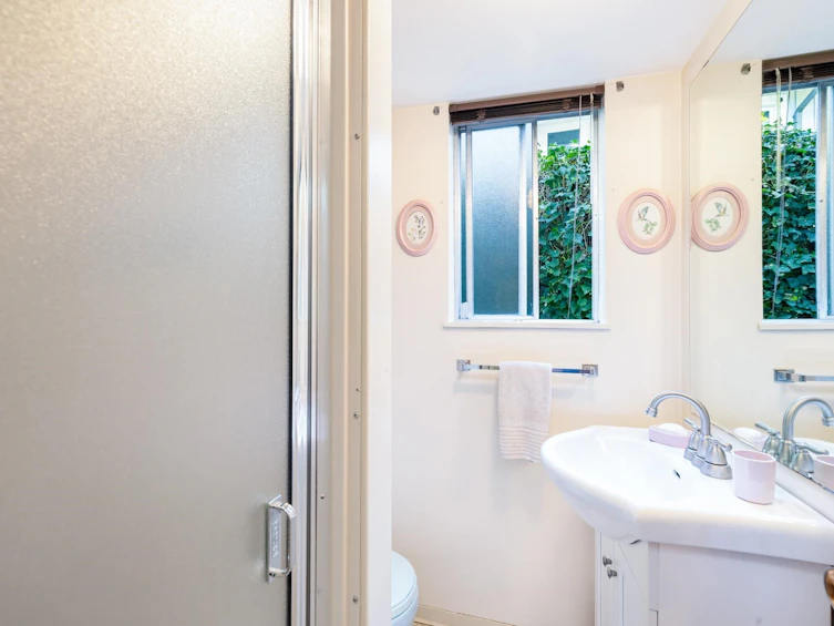 4405 Glencanyon Drive, North Vancouver, BC, V7N 4B4 - 14