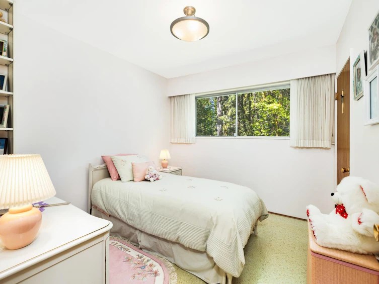 4405 Glencanyon Drive, North Vancouver, BC, V7N 4B4 - 15