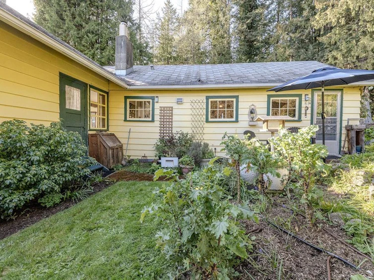 2873 Lower Road, Roberts Creek, BC, V0N 2W4 - 27