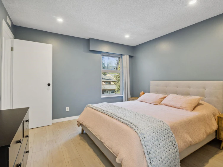 1894 Purcell Way, North Vancouver, BC, V7J 3K3 - 22